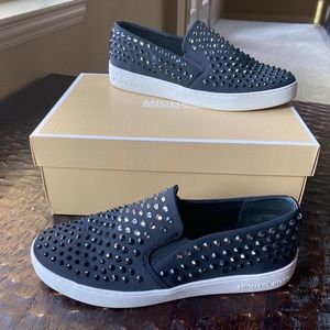 michael kors keaton slip on